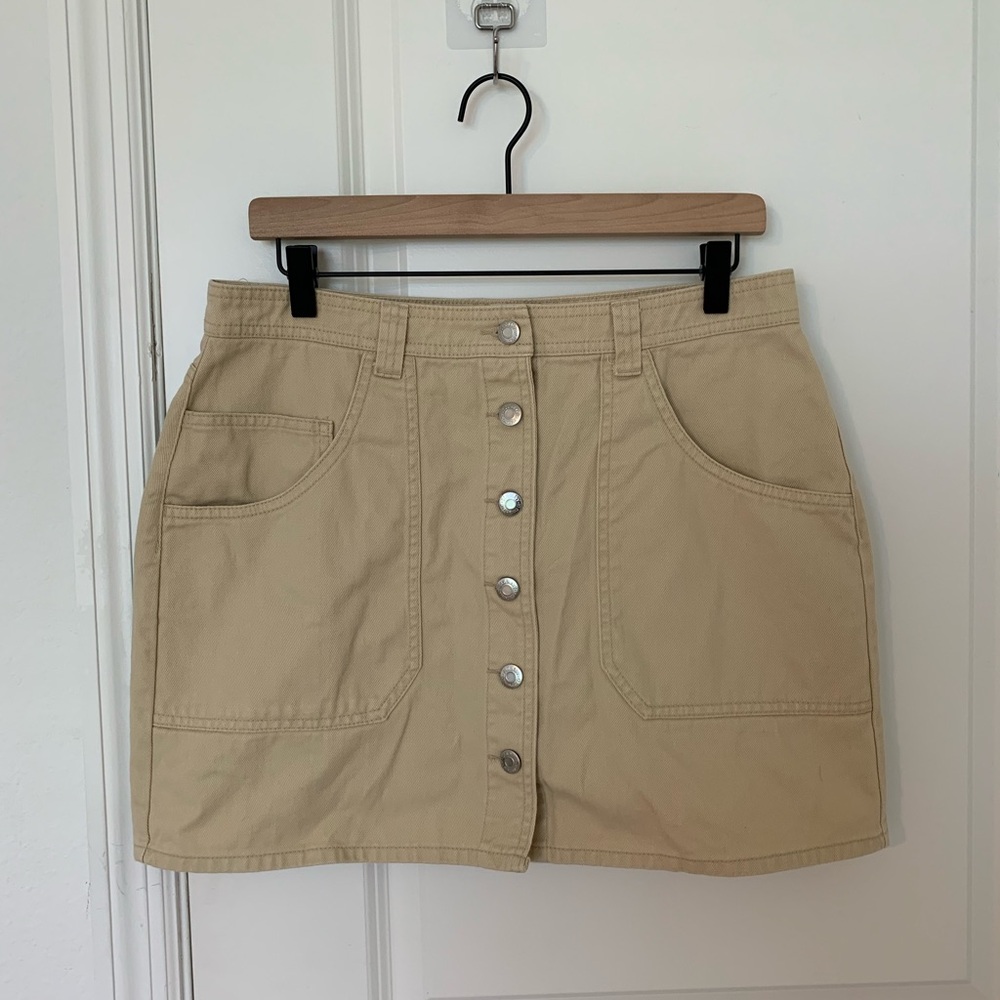 Old Navy Cream Skirt with Button Detail